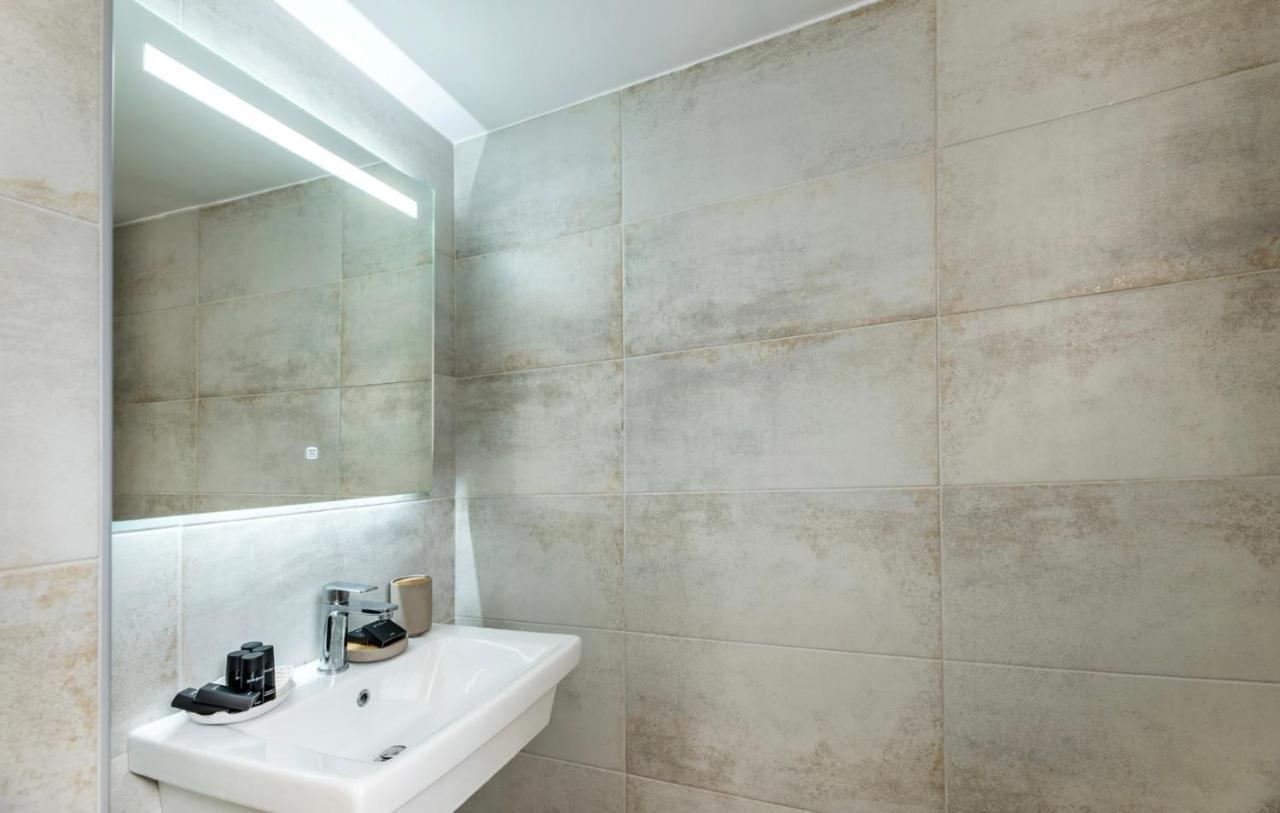 Eleusis Suites Α Dış mekan fotoğraf